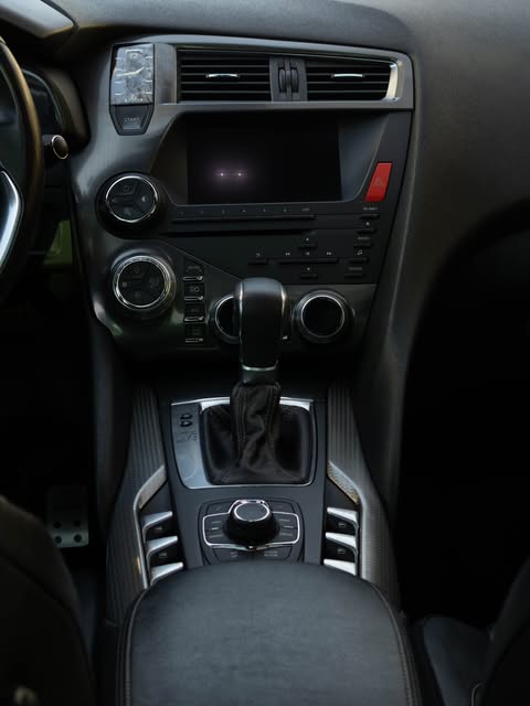 CITROEN DS5 FAUBOURG EDITION - Imagem 6