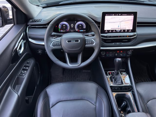 JEEP COMPASS LIMITED T270 - Imagem 12