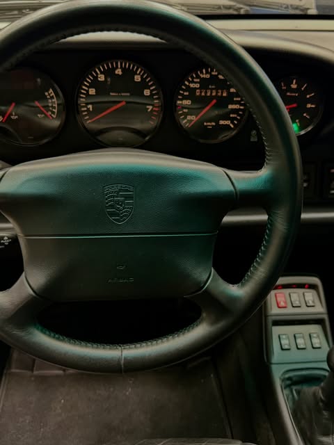 PORSCHE 911 CARRERA - Imagem 12