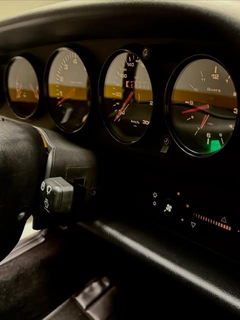 PORSCHE 911 CARRERA - Imagem 13