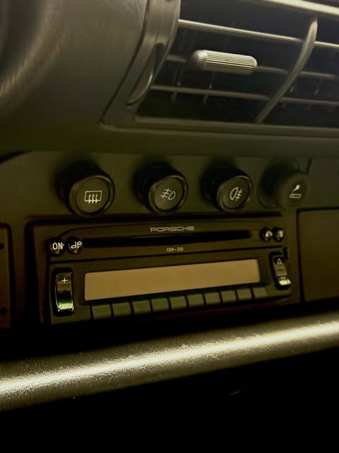 PORSCHE 911 CARRERA - Imagem 18