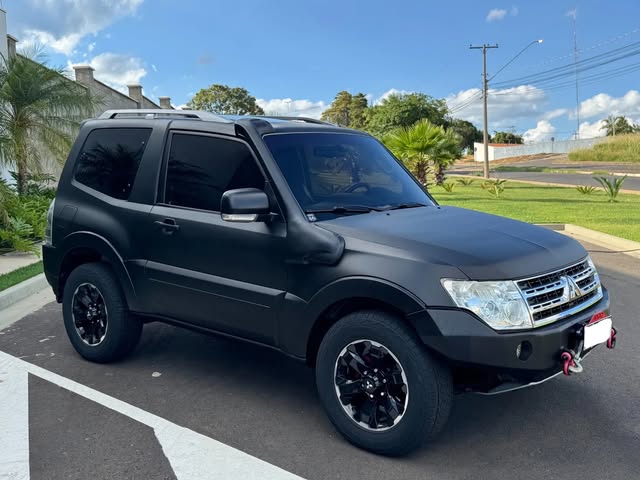 MITSUBISHI PAJERO FULL HPE 3.8 V6 - Imagem 1