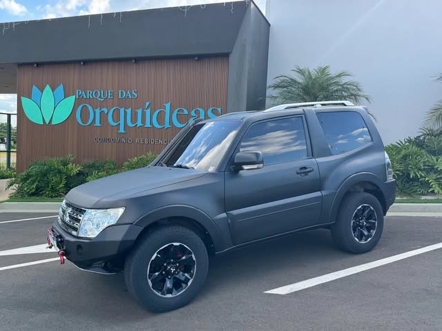 MITSUBISHI PAJERO FULL HPE 3.8 V6 - Imagem 3