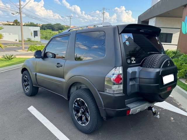 MITSUBISHI PAJERO FULL HPE 3.8 V6 - Imagem 7
