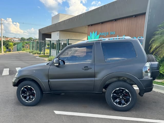 MITSUBISHI PAJERO FULL HPE 3.8 V6 - Imagem 10