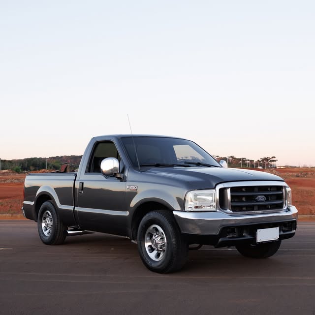 FORD F-250 XLT-L - Imagem 1