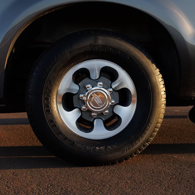 FORD F-250 XLT-L - Imagem 19