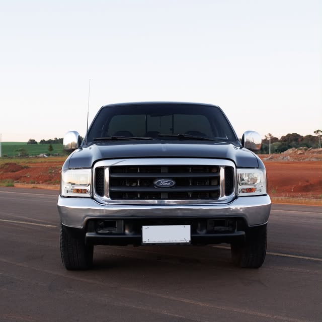 FORD F-250 XLT-L - Imagem 3