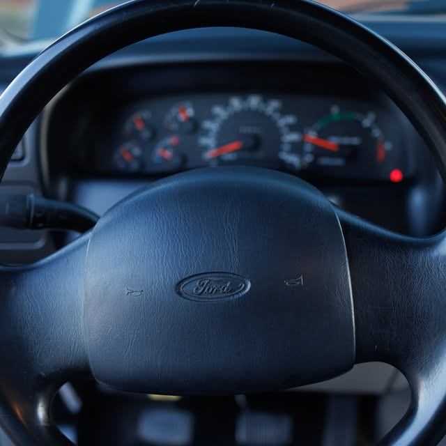 FORD F-250 XLT-L - Imagem 10
