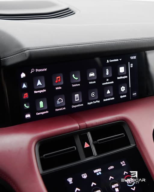 PORSCHE TAYCAN 4S - Imagem 6
