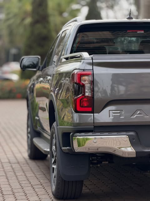 FORD RANGER LIMITED PLUS - Imagem 16