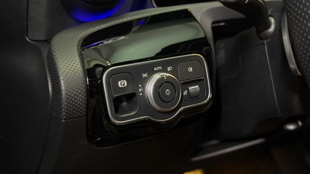 MERCEDES-BENZ A 200 AMG LINE - Imagem 14