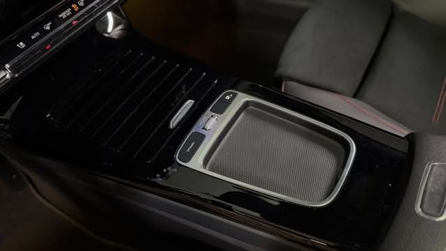 MERCEDES-BENZ A 200 AMG LINE - Imagem 16