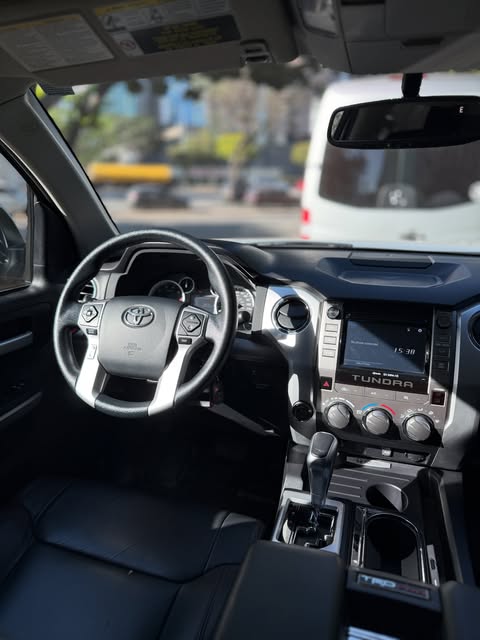 TOYOTA TUNDRA TRD PRO - Imagem 7