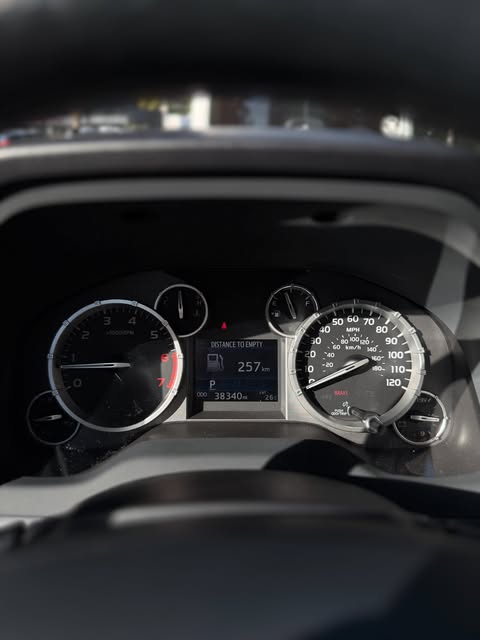 TOYOTA TUNDRA TRD PRO - Imagem 9