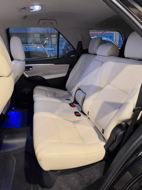 TOYOTA HILUX SW4 SRX DIAMOND - Imagem 8