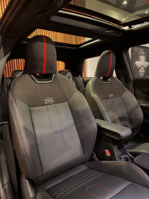 MINI COOPER JOHN COOPER WORKS - Imagem 12