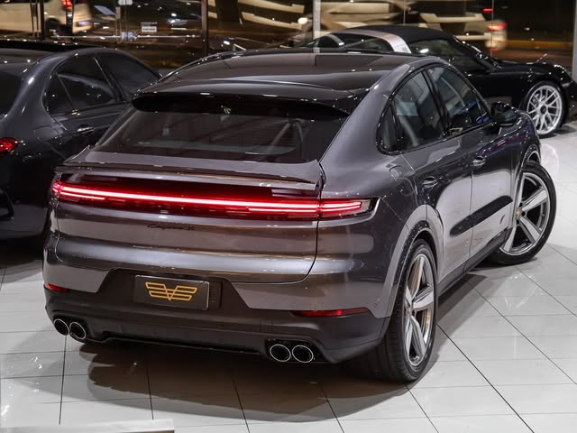 PORSCHE CAYENNE S - Imagem 18
