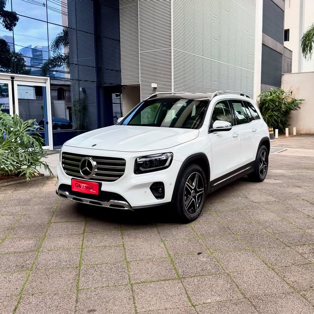 MERCEDES-BENZ GLB 200 PROGRESSIVE - Imagem 1