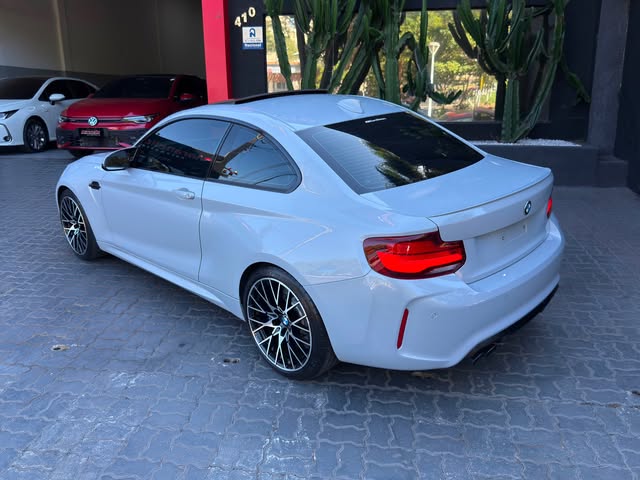 BMW M2 COMPETITION - Imagem 4