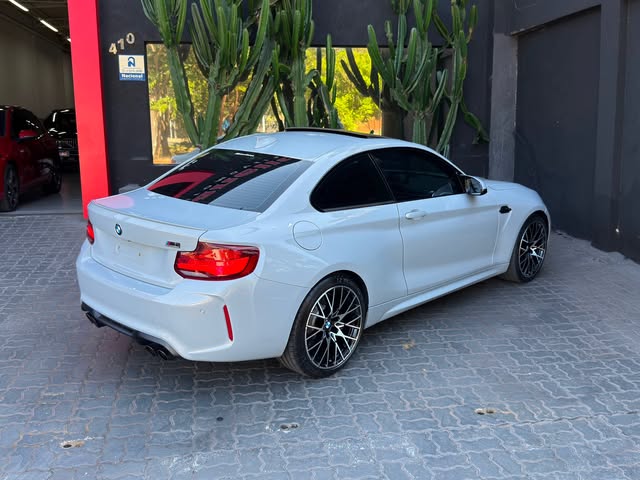 BMW M2 COMPETITION - Imagem 6