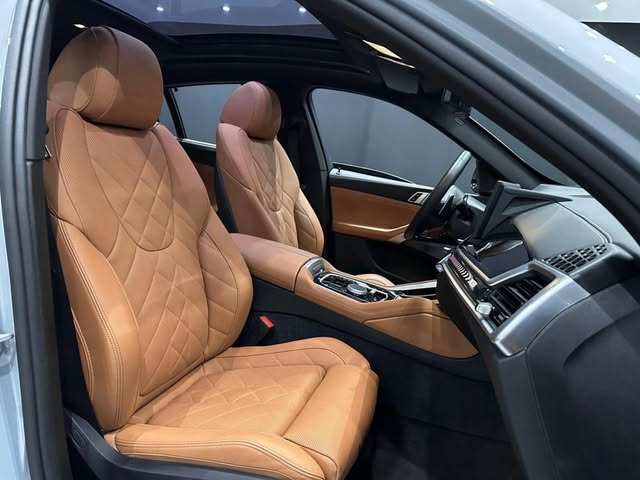 BMW X6 M SPORT - Imagem 8