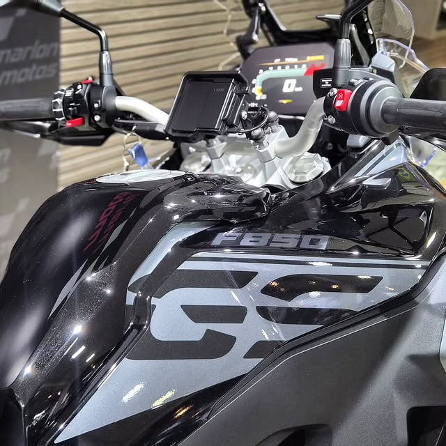 BMW GSA ADVENTURE TRIPLE BLACK - Imagem 4