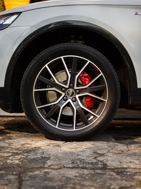 AUDI Q5 S LINE BLACK - Imagem 5