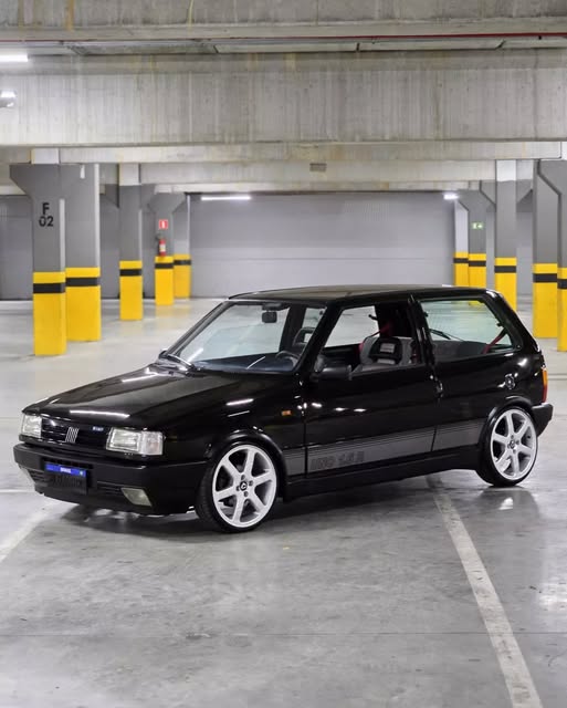 FIAT UNO 1.6R - Imagem 7