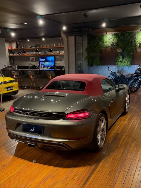 PORSCHE 718 BOXSTER - Imagem 15