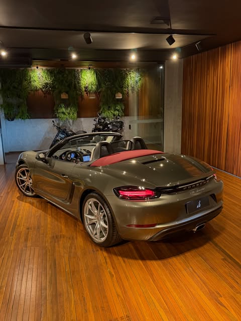 PORSCHE 718 BOXSTER - Imagem 3