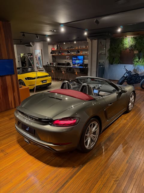 PORSCHE 718 BOXSTER - Imagem 4