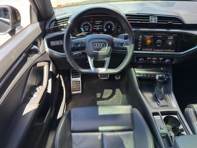 AUDI Q3 PERFORMANCE BLACK QUATTRO - Imagem 12
