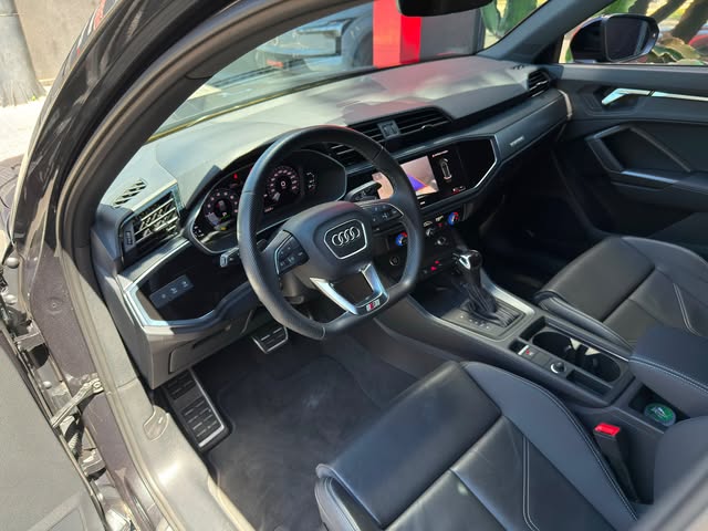 AUDI Q3 PERFORMANCE BLACK QUATTRO - Imagem 7