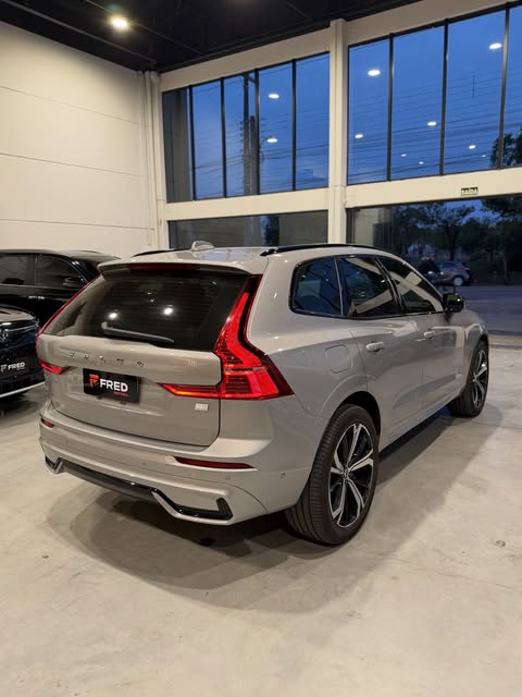 VOLVO XC60 T-8 ULTIM.DARK - Imagem 8