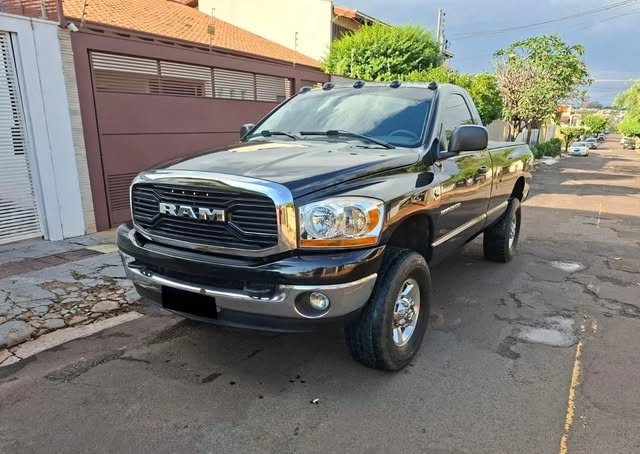 DODGE RAM 2500 SLT - Imagem 1