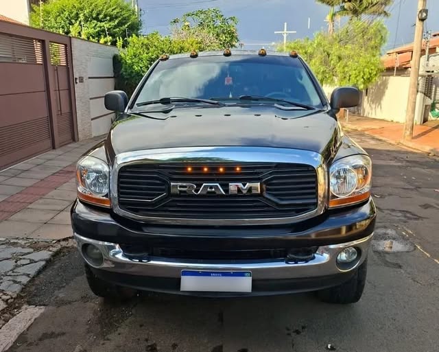 DODGE RAM 2500 SLT - Imagem 2