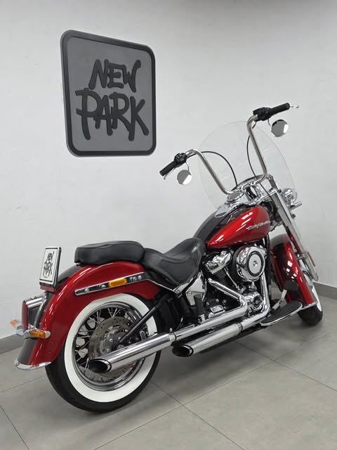 HARLEY-DAVIDSON SOFTAIL DELUXE - Imagem 1