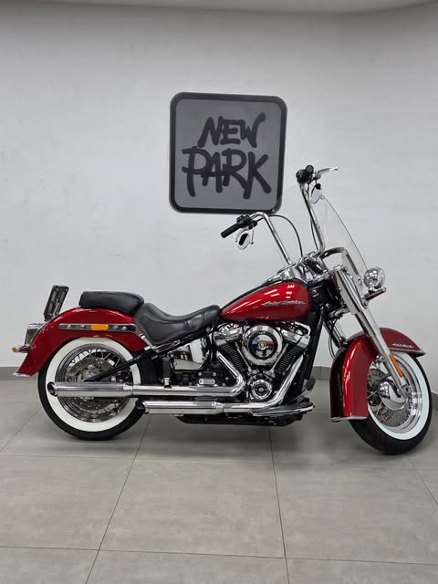 HARLEY-DAVIDSON SOFTAIL DELUXE - Imagem 3
