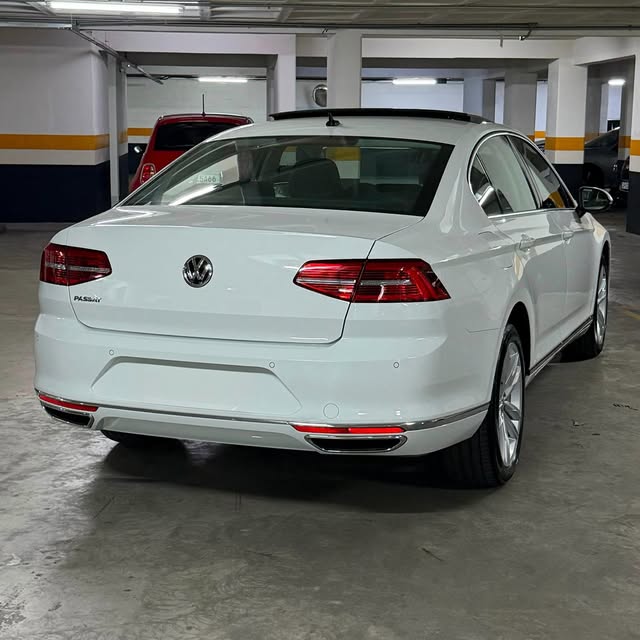 VOLKSWAGEN PASSAT HIGHLINE - Imagem 5