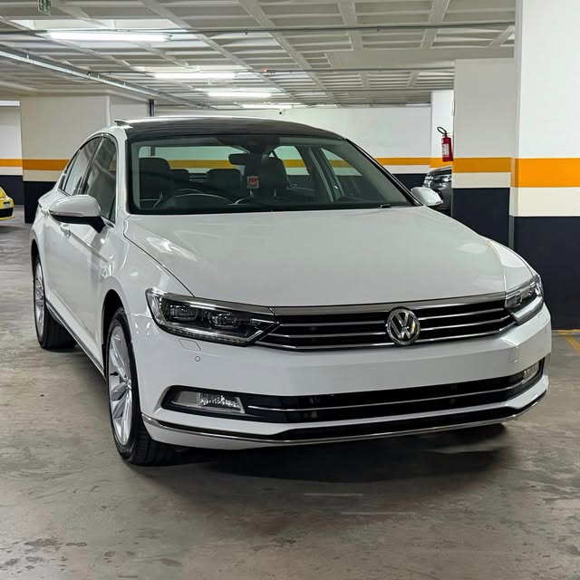 VOLKSWAGEN PASSAT HIGHLINE - Imagem 6