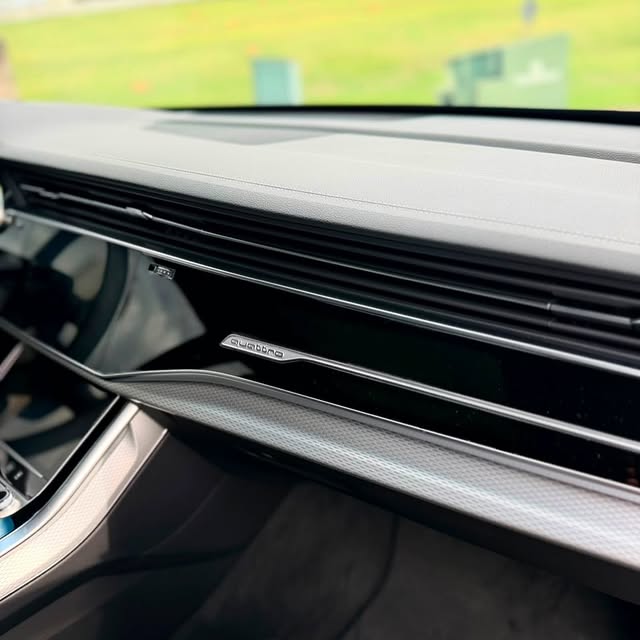 AUDI Q8 PERFORMANCE BLACK - Imagem 9