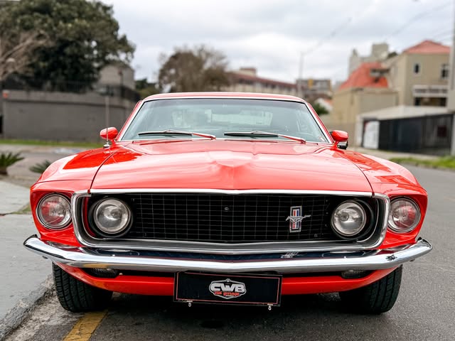 FORD MUSTANG FASTBACK - Imagem 7