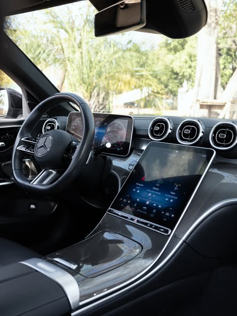 MERCEDES-BENZ C 300 AMG LINE - Imagem 4