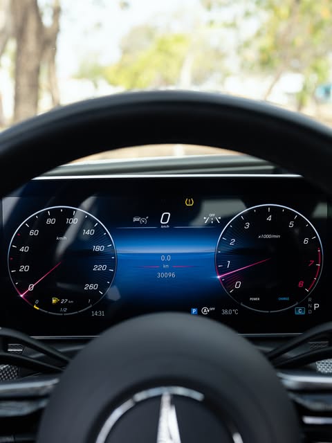 MERCEDES-BENZ C 300 AMG LINE - Imagem 7