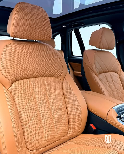 BMW X5 XDRIVE50E M SPORT - Imagem 13