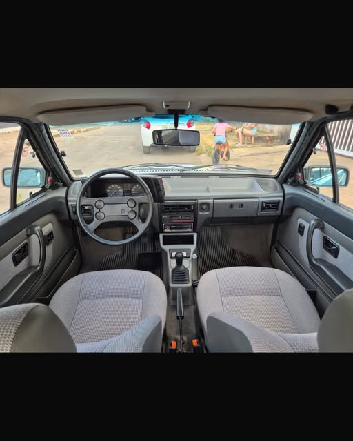 VOLKSWAGEN VOYAGE GL - Imagem 2