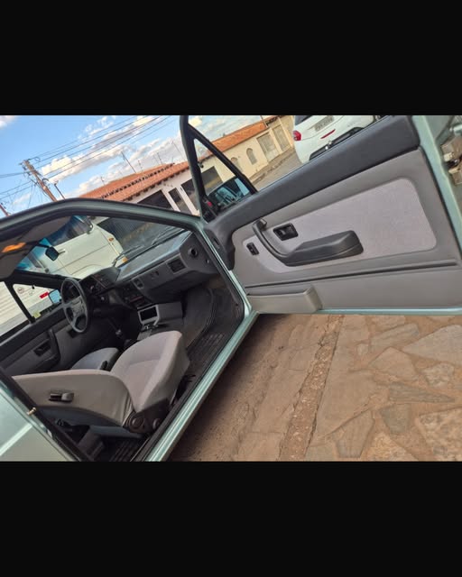 VOLKSWAGEN VOYAGE GL - Imagem 7