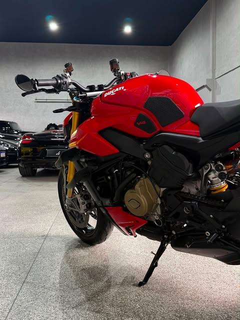 DUCATI STREETFIGHTER V4 S - Imagem 3