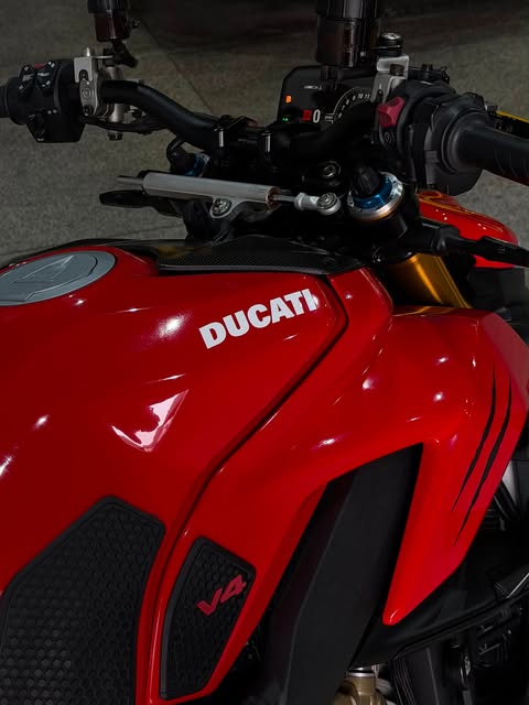 DUCATI STREETFIGHTER V4 S - Imagem 5